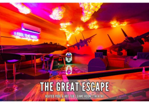 Featured on TV! Epic Game Room, Theater, Private Pool & Hot Tub